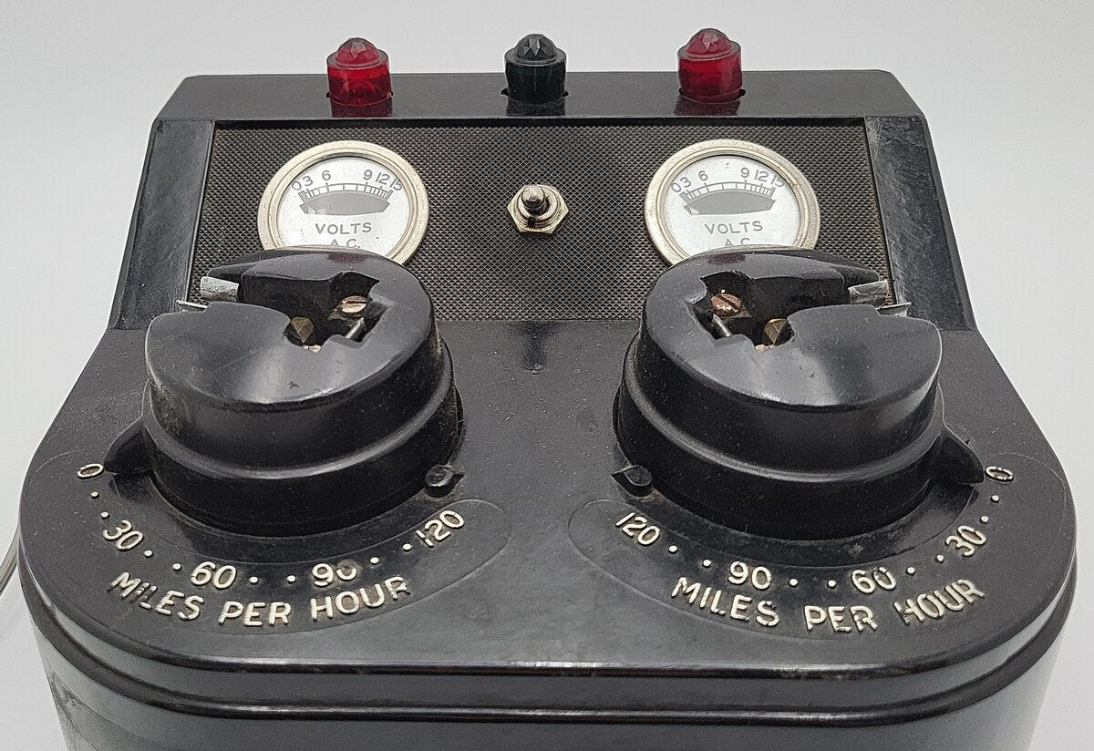 American Flyer 30B Vintage S 300 Watt Transformer - Runs 2 Trains VG/Box