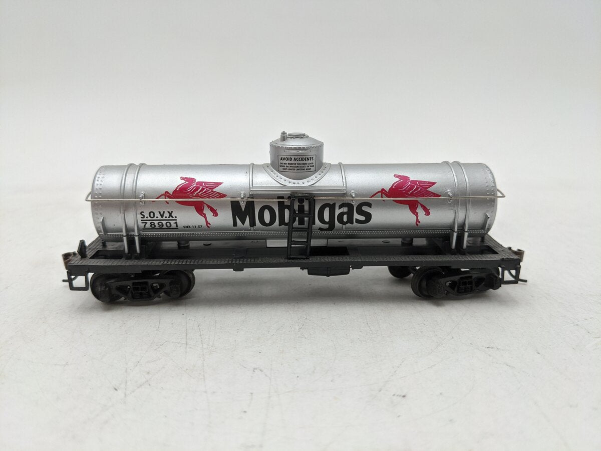 Mantua 732-594 HO Mobil Heavy 36' Tank Car EX/Box