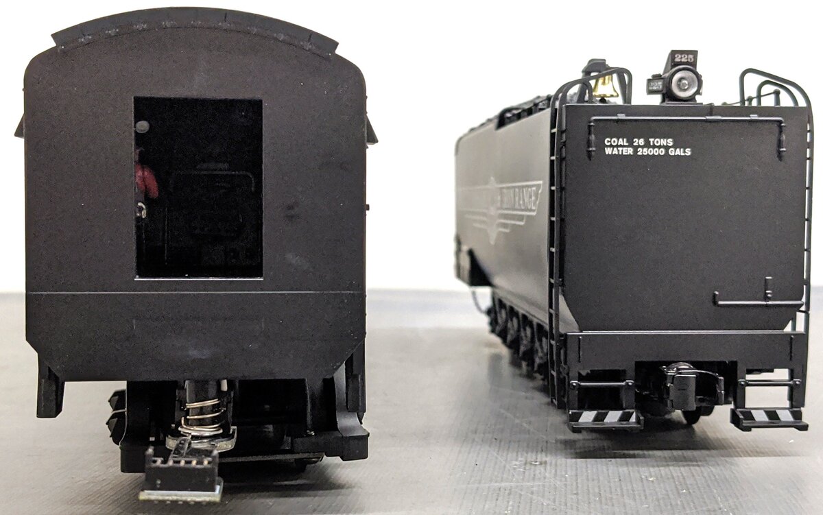 MTH 20-3379-1E DM & IR 2-8-8-4 Yellowstone Steam Engine & Tender #225 w/PS2 NIB