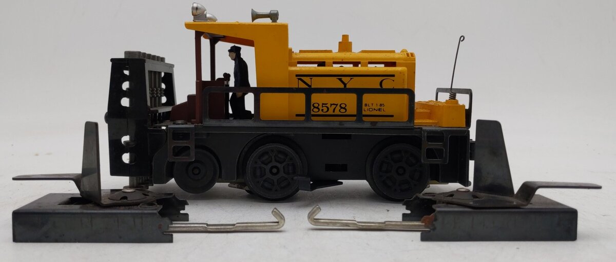 Lionel 6-8578 O Gauge New York Central Motorized Ballast Tamper Car VG