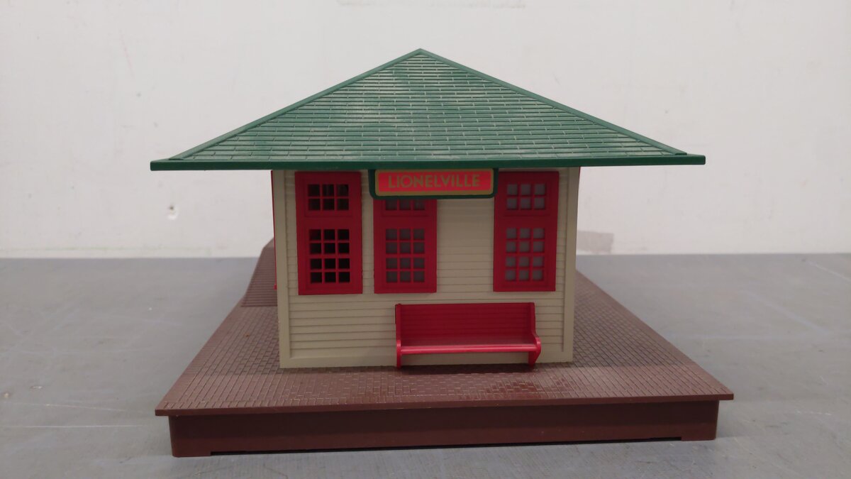 Lionel 6-14152 Lighted Passenger Station EX/Box