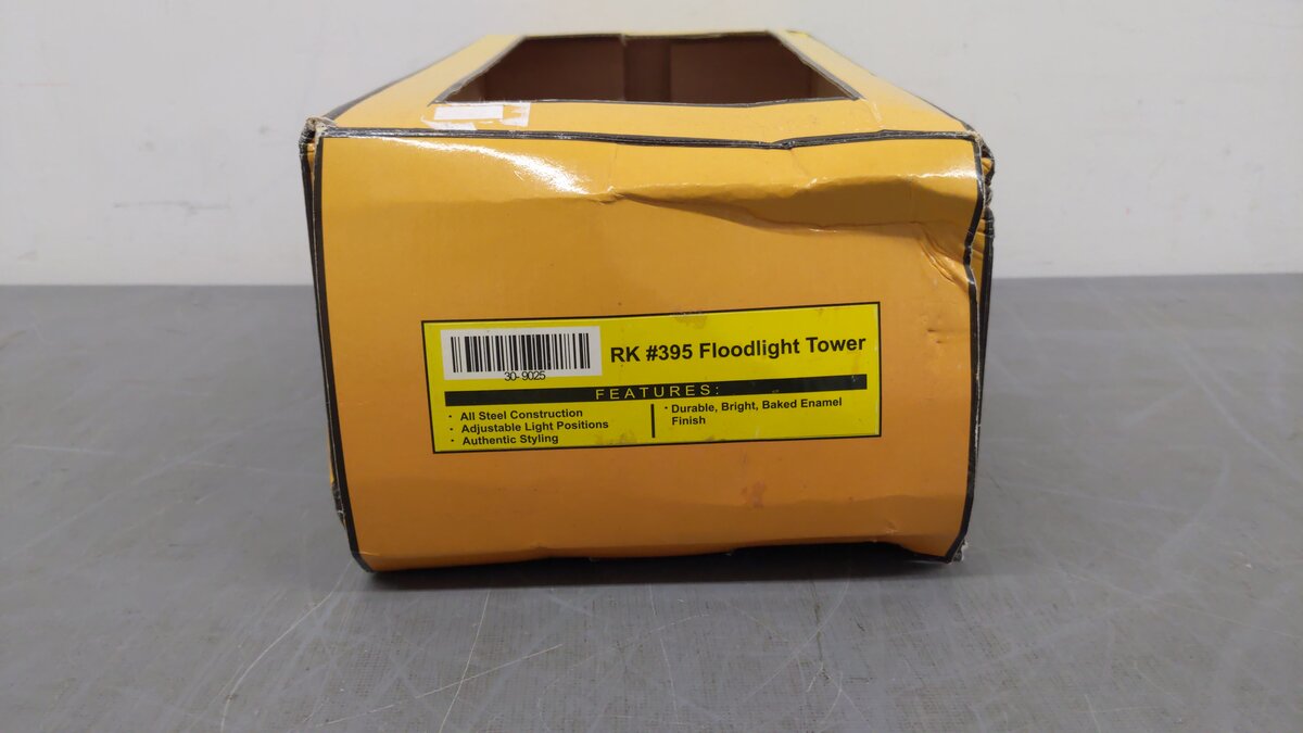 MTH 30-9025 O Gauge Yellow Floodlight Tower #395 EX/Box