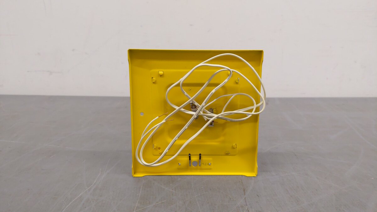 MTH 30-9025 O Gauge Yellow Floodlight Tower #395 EX/Box