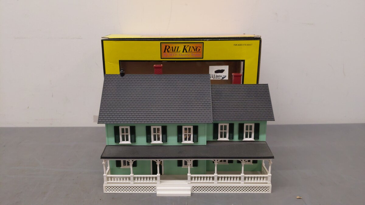 MTH 30-9047 O Green Country House With Dark Green Shutters #4 EX/Box