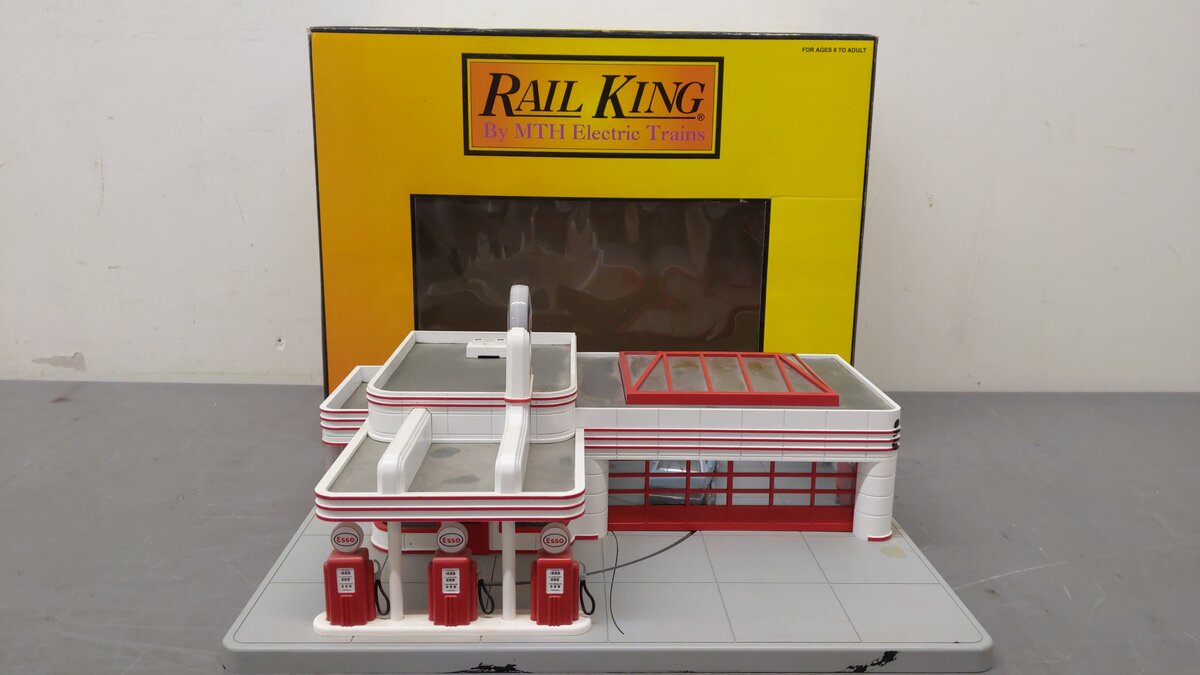 MTH 30-9106 O Gauge Esso Operating Gas Station LN/Box