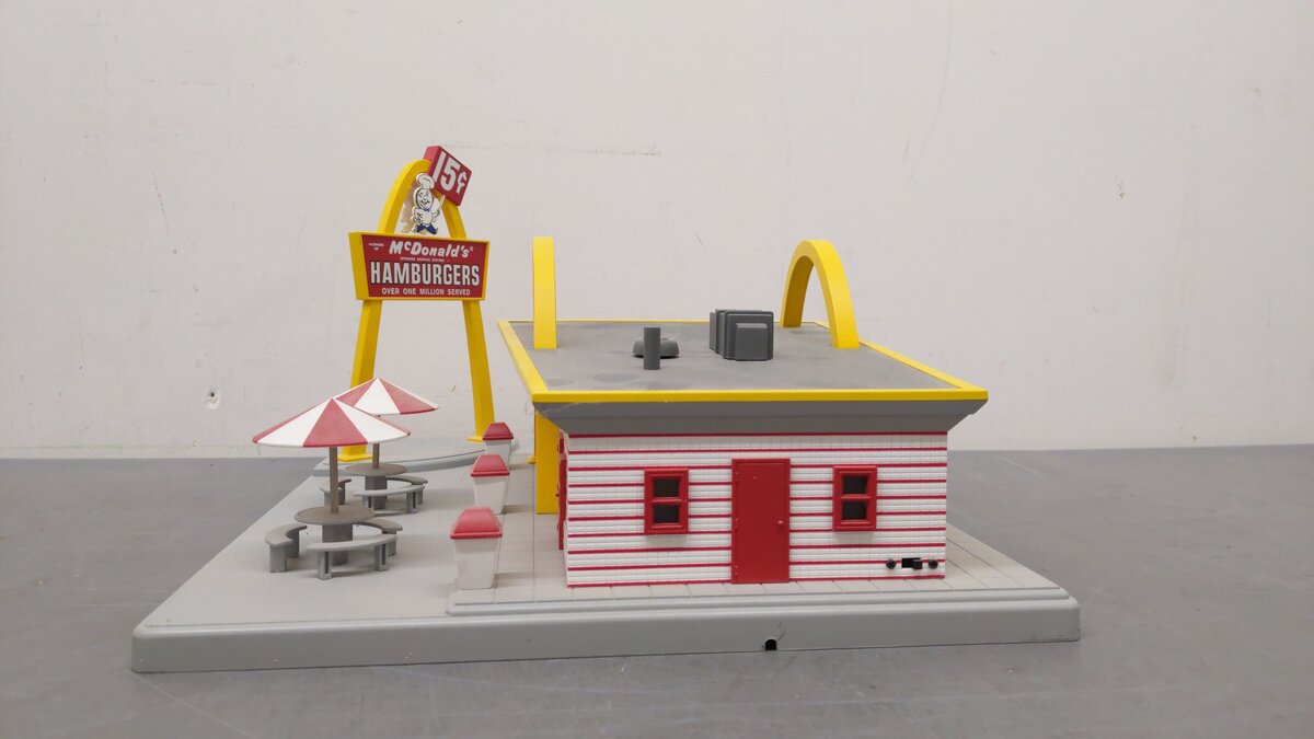 MTH  30-9034 O Original McDonald's Restaurant EX/Box