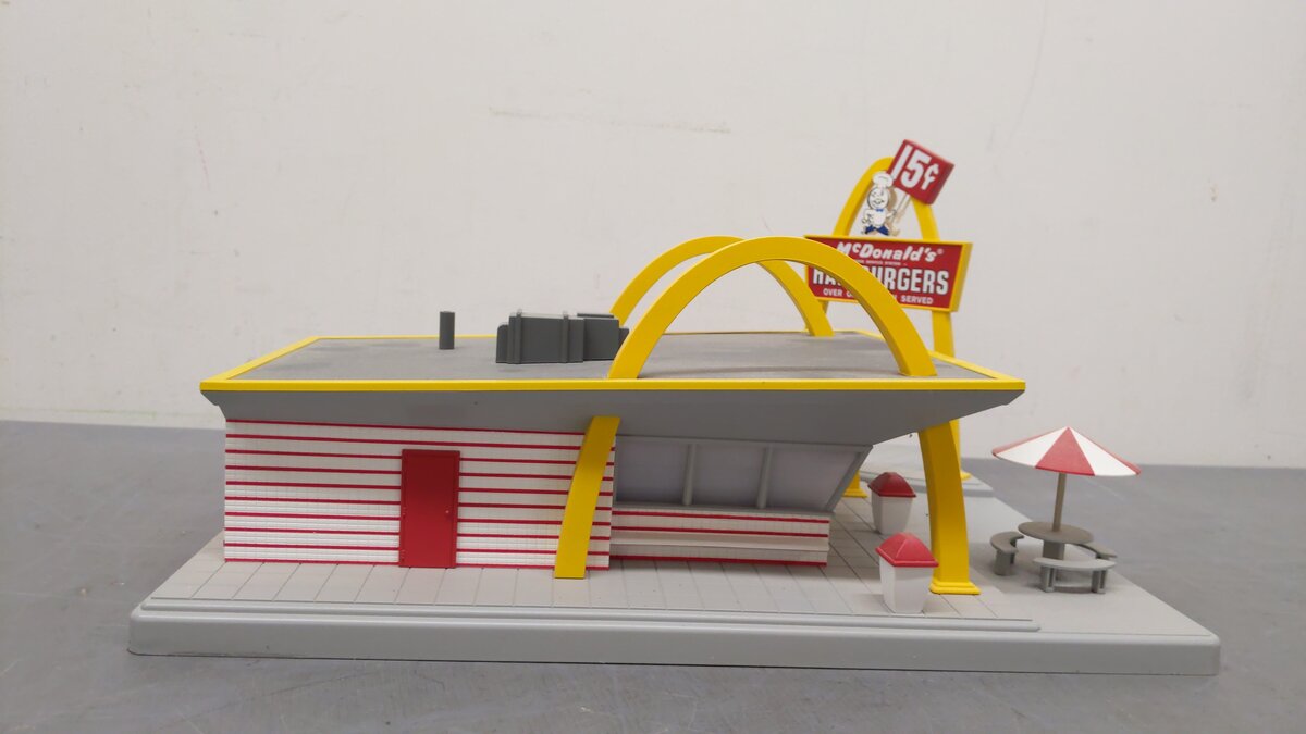 MTH  30-9034 O Original McDonald's Restaurant EX/Box
