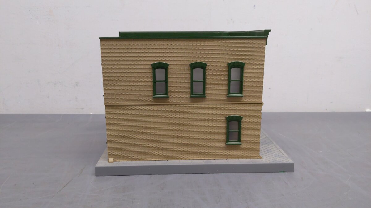 MTH 30-9035 O Gauge Jewelry Store Corner Building EX/Box