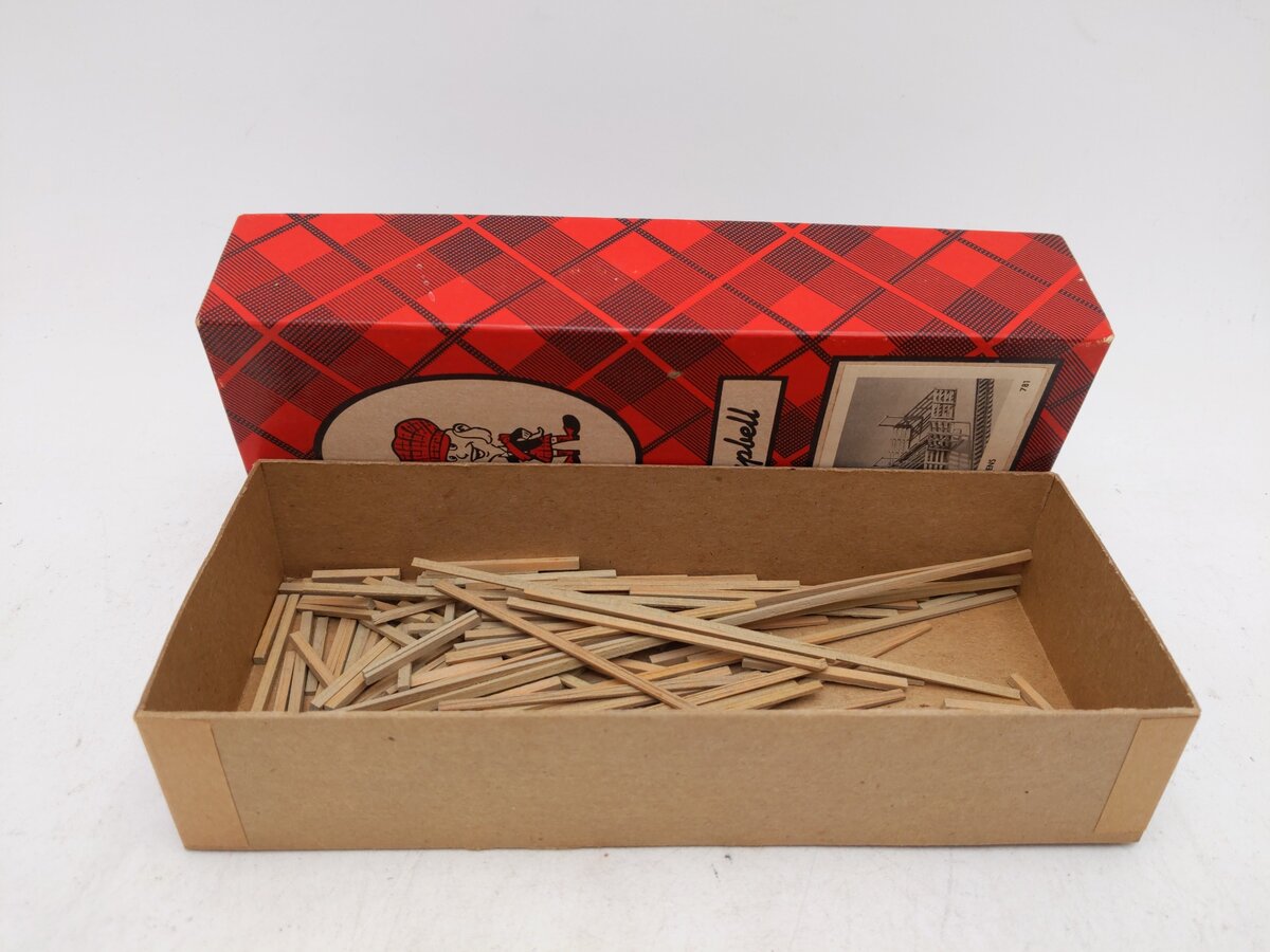 Campbell Scale Models 781 HO Cattle Loading Pens Kit EX/Box