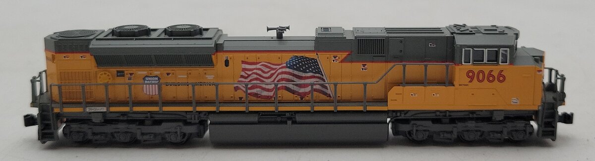Kato 176-8521-LS N Union Pacific EMD SD70ACe Diesel Locomotive LokSound #9066 LN/Box