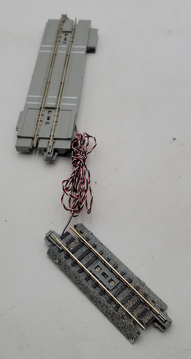 Kato 20-653 N Double Track Attachment for Automatic Crossing Gate EX/Box