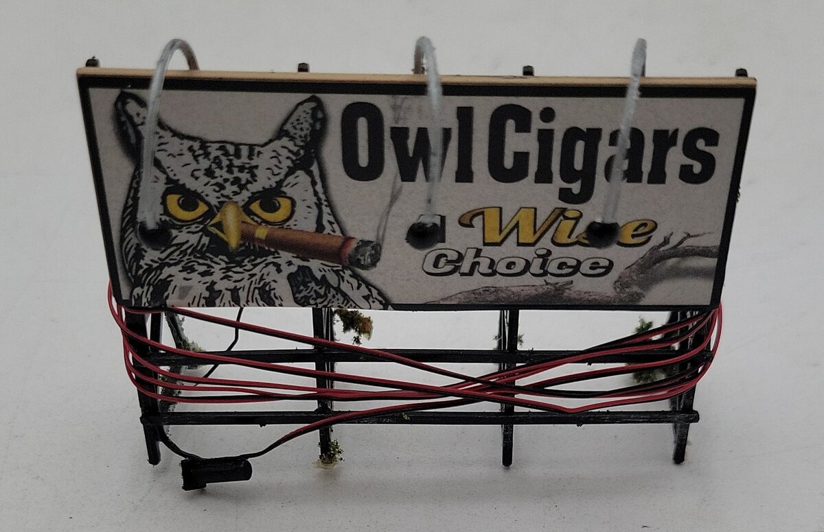 Woodland Scenics JP5795 HO Scale OWL CIGARS A WISE CHOICE Lighted EX/Box