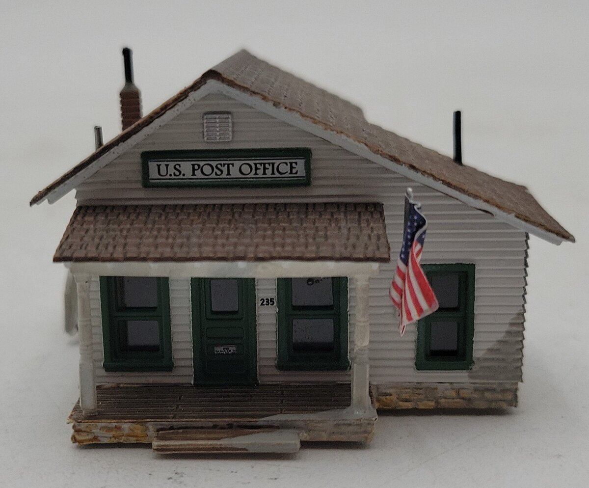 Woodland Scenics BR4953 N Built-&-Ready Letters, Parcels & Post w/LED EX