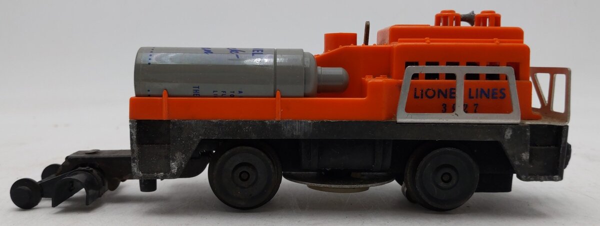 Lionel 3927 O Vintage Postwar Motorized Track Cleaner Car #3927 VG