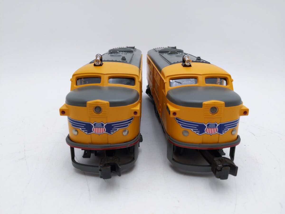 Lionel 6-38354 O Gauge Union Pacific AA Alco Diesel Locomotives Only VG