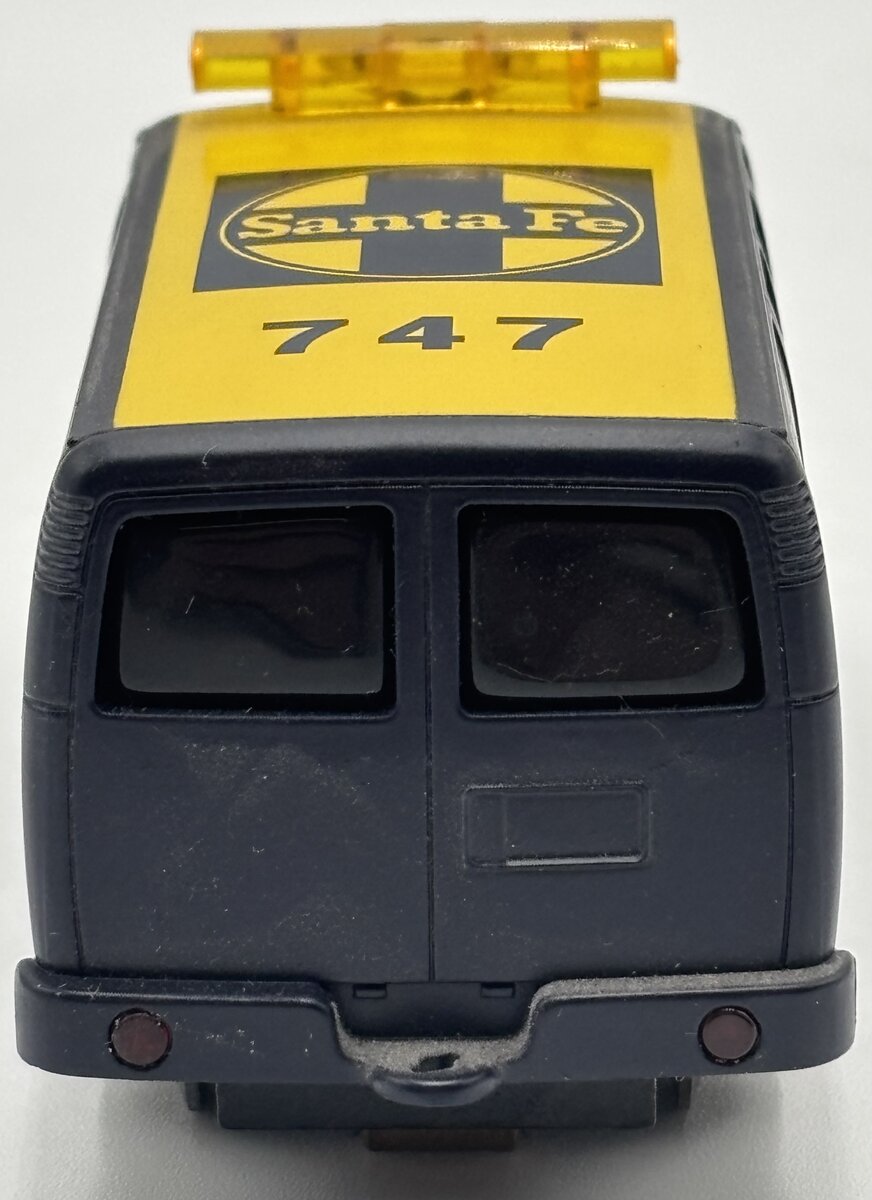K-Line K2629-08 ATSF Motorized Railroad Van EX/Box