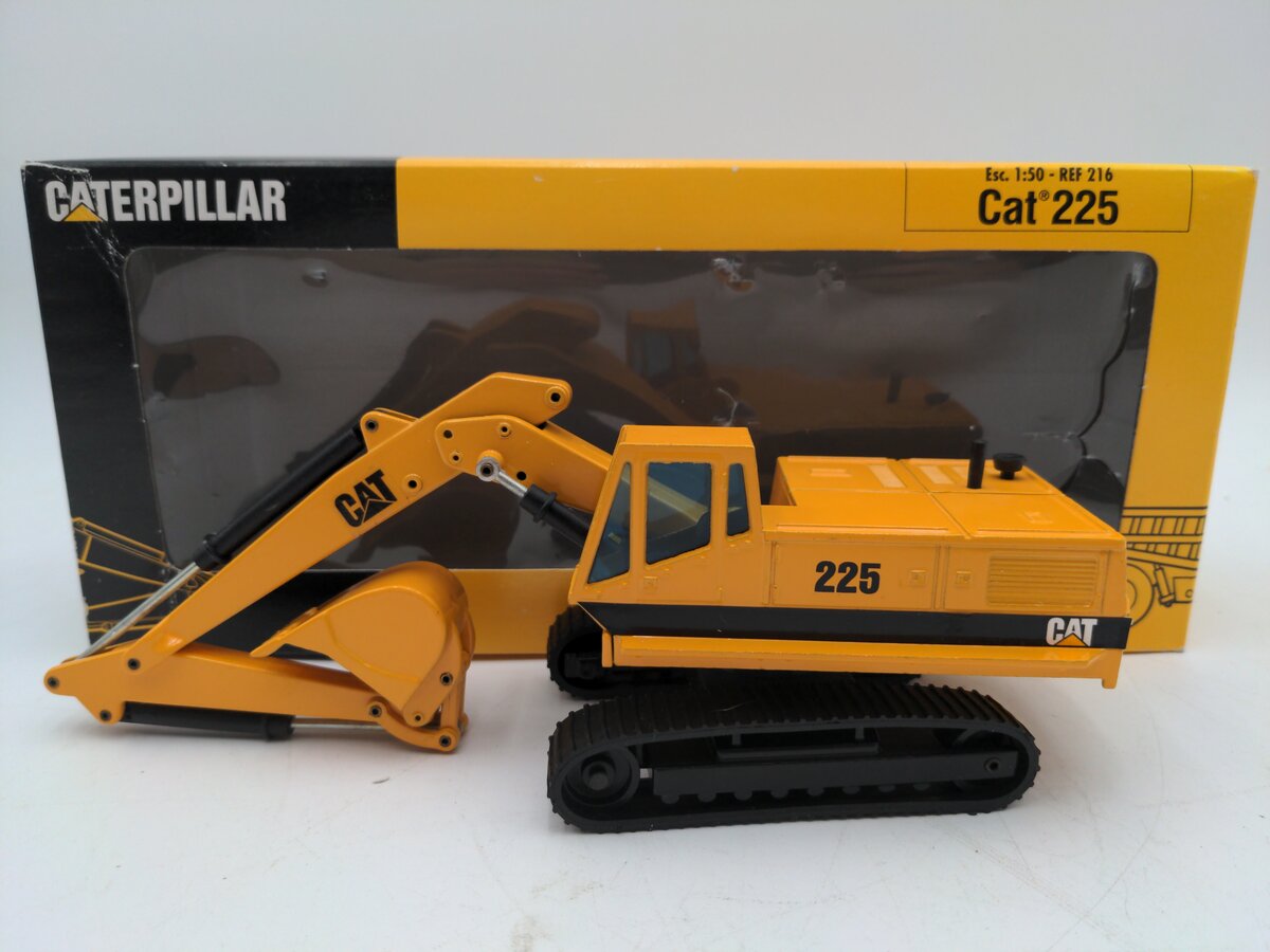 Joal 216 1:50 Cat 225 Hydraulic Excavator LN/Box