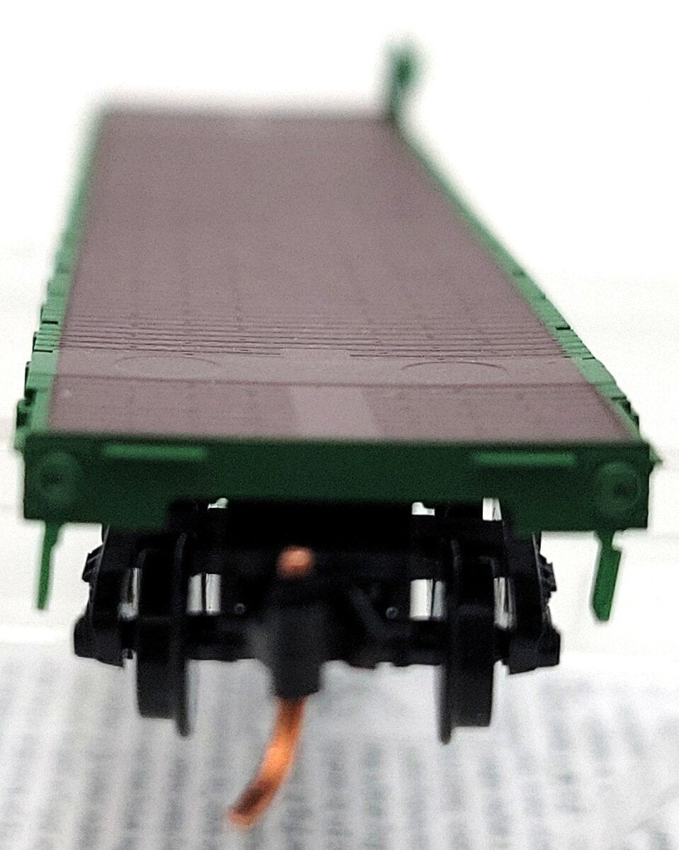 Micro-Trains 04400122 N BNSF 50' Straight Side Flatcar w/Load #576745 LN/Box