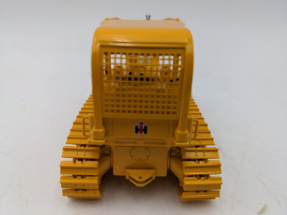 First Gear 50-3059 1:50 Scale International Harvester TD-15 Crawler Dozer LN/Box