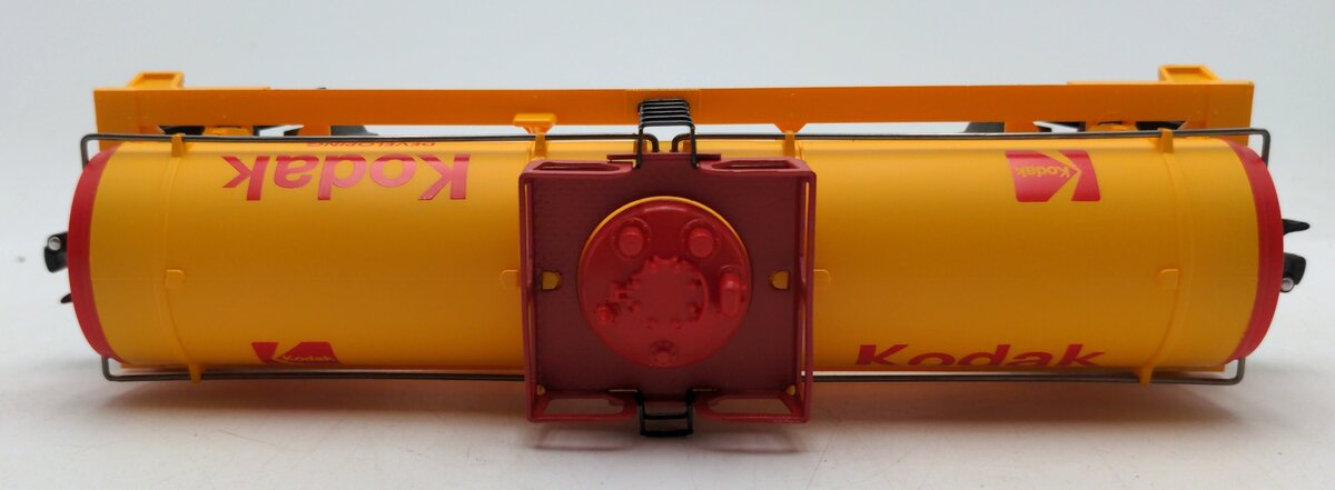Lionel 6-16188 O Gauge Kodak Single Dome Tank Car #6315 NIB