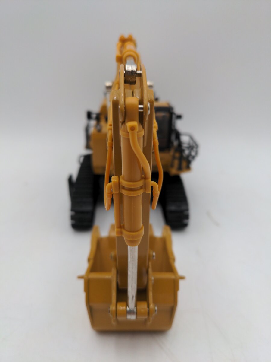 Norscot 55098 1:50 Scale CAT 5110B Hydraulic Excavator With Metal Tracks LN/Box