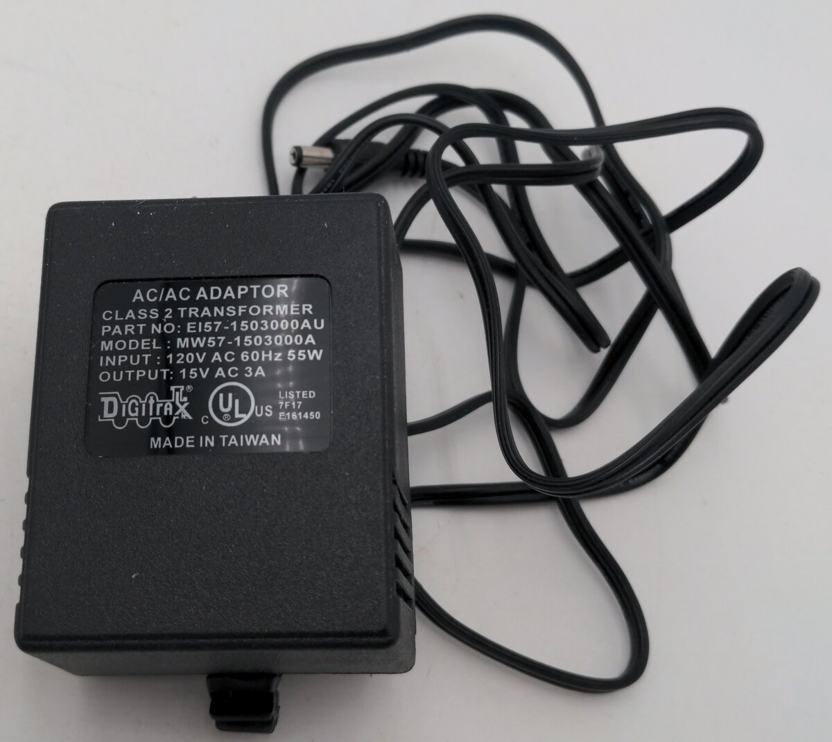 Digitrax Zephyr Starter Set - 2.5 Amp EX/Box