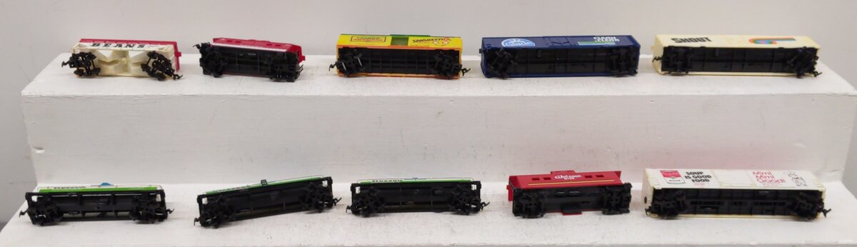 Life Like & Other Assorted HO Freight Cars [10] VG