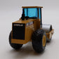 NZG 401 1:50 Die-Cast Caterpillar CS-563C Vibratory Soil Compactor LN/Box