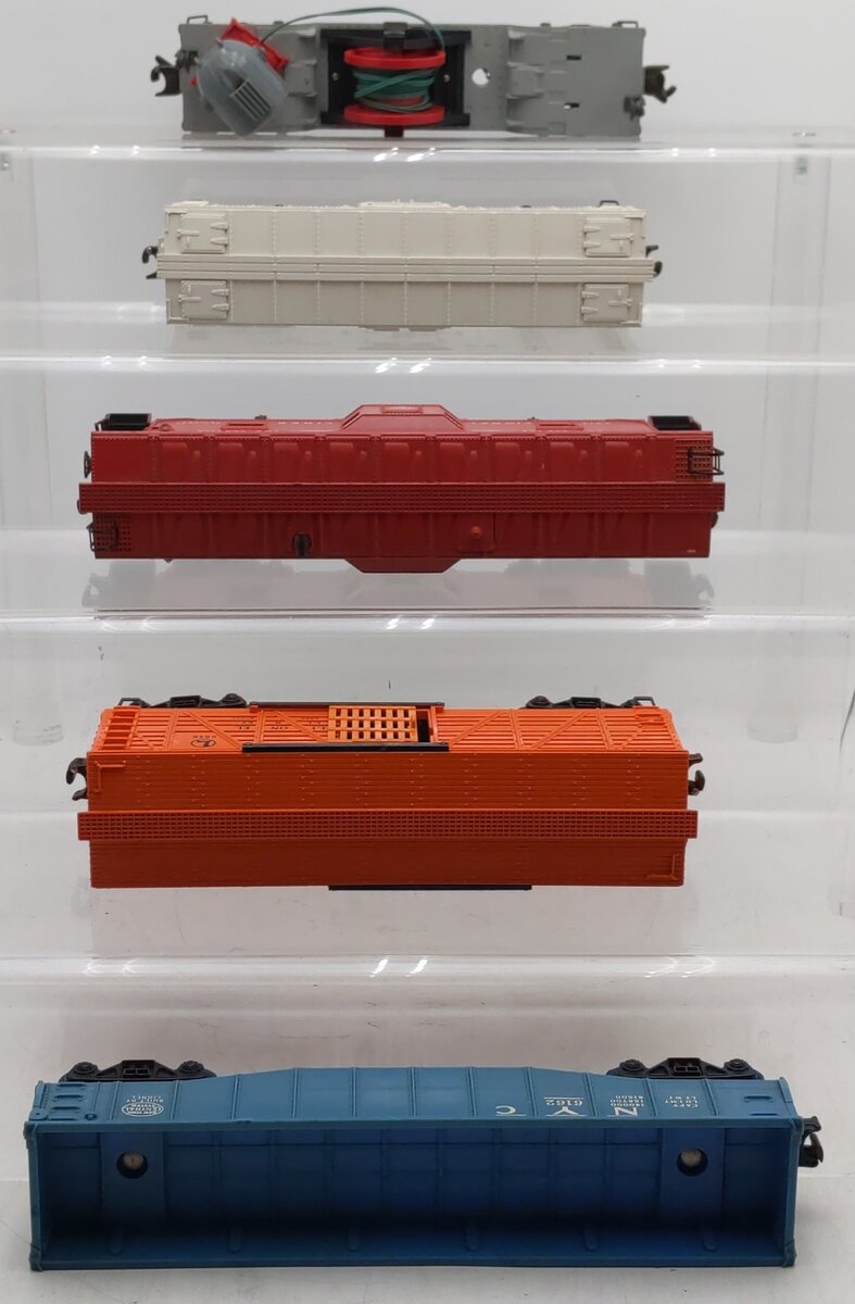 Lionel Vintage O Gauge Freight Cars: 3650, 6162, 6646, 6482, 6517 [5] VG