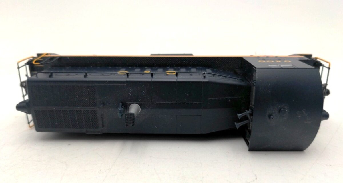 Walthers 920-41491 HO Scale Proto2000 SW8/900 Locomotive Baltimore & Ohio #9409 EX/Box