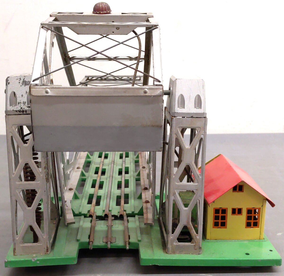 Lionel & Marx Vintage Operating Bridge & Bell Signal VG