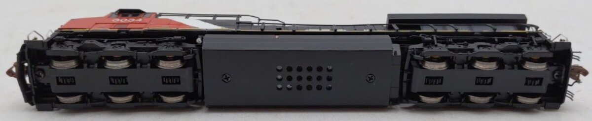 Scale Trains SXT31003 N CN GE Tier 4 GEVo ET44AC Diesel #3034 with DCC/Sound EX/Box