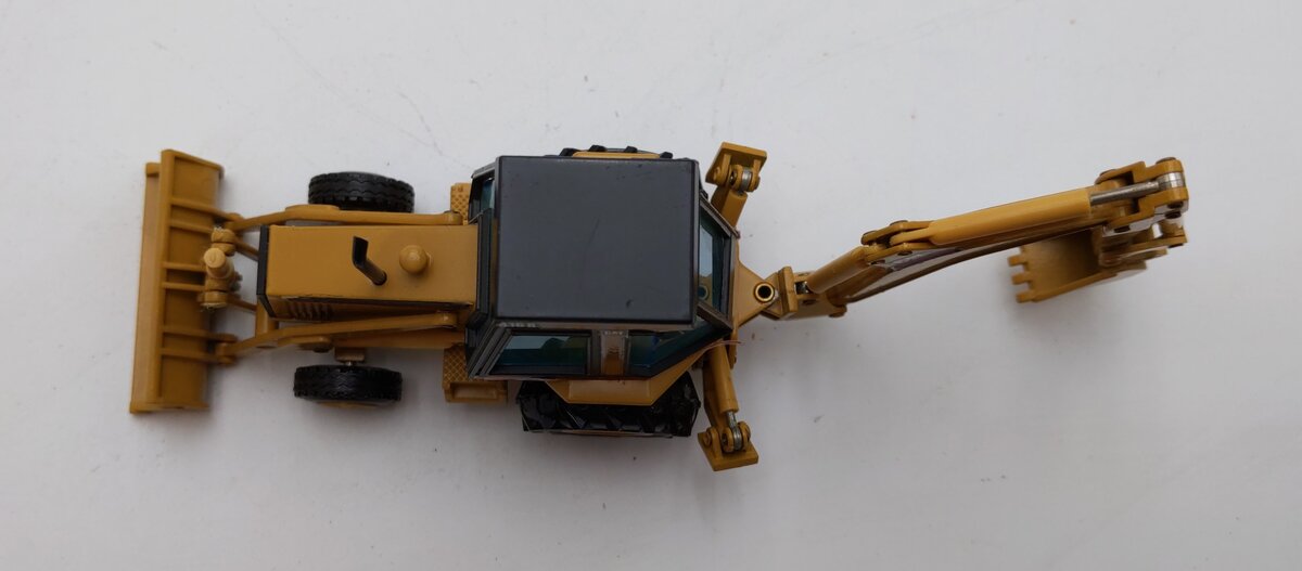 NZG JB575 Modelle 1:50 Scale Caterpillar 416B Backhoe Loader LN/Box