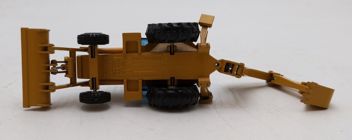 NZG JB575 Modelle 1:50 Scale Caterpillar 416B Backhoe Loader LN/Box