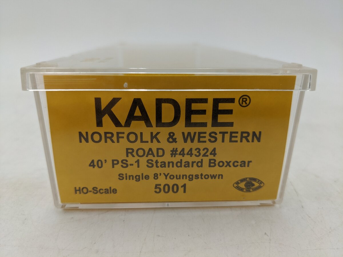 Kadee 5001 HO Scale Norfolk & Western 40' PS-1 Boxcar #44324 EX/Box