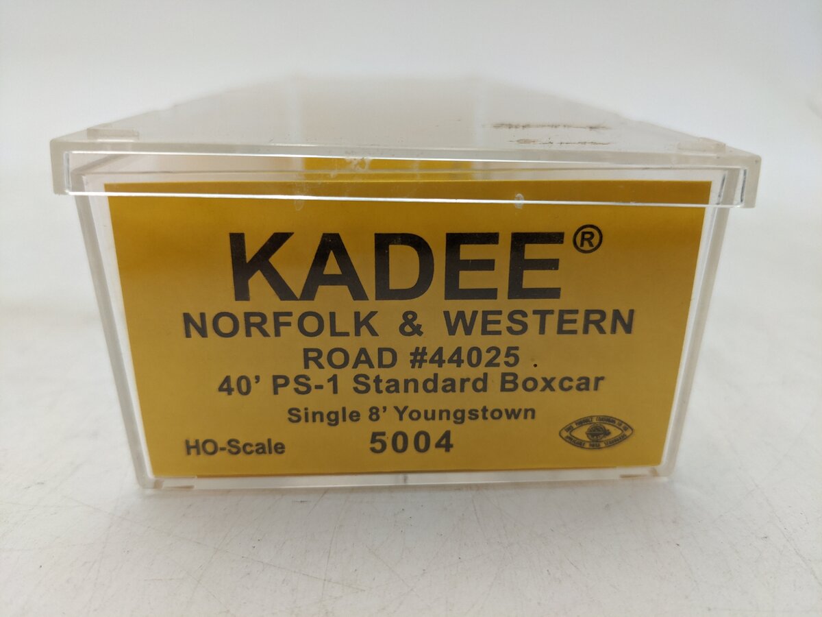 Kadee 5004 HO Scale N&W 40' PS-1 Boxcar #44025 EX/Box