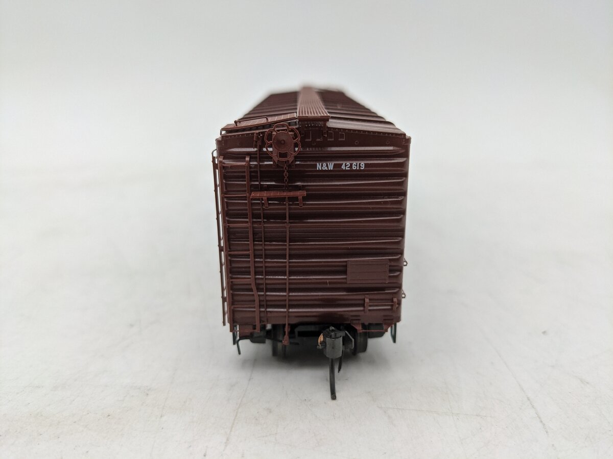 Kadee 5241 HO Norfolk & Western 40' PS-1 Boxcar #42619 EX