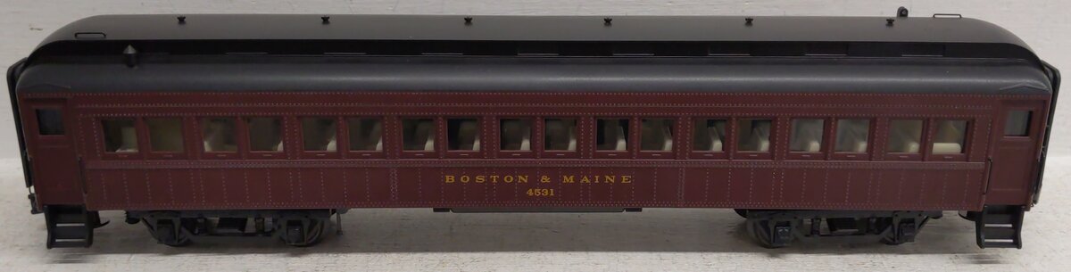 Atlas O Gauge 2001101-2 Boston & Maine 60' Passenger Coach Car #4531 3-rail EX/Box