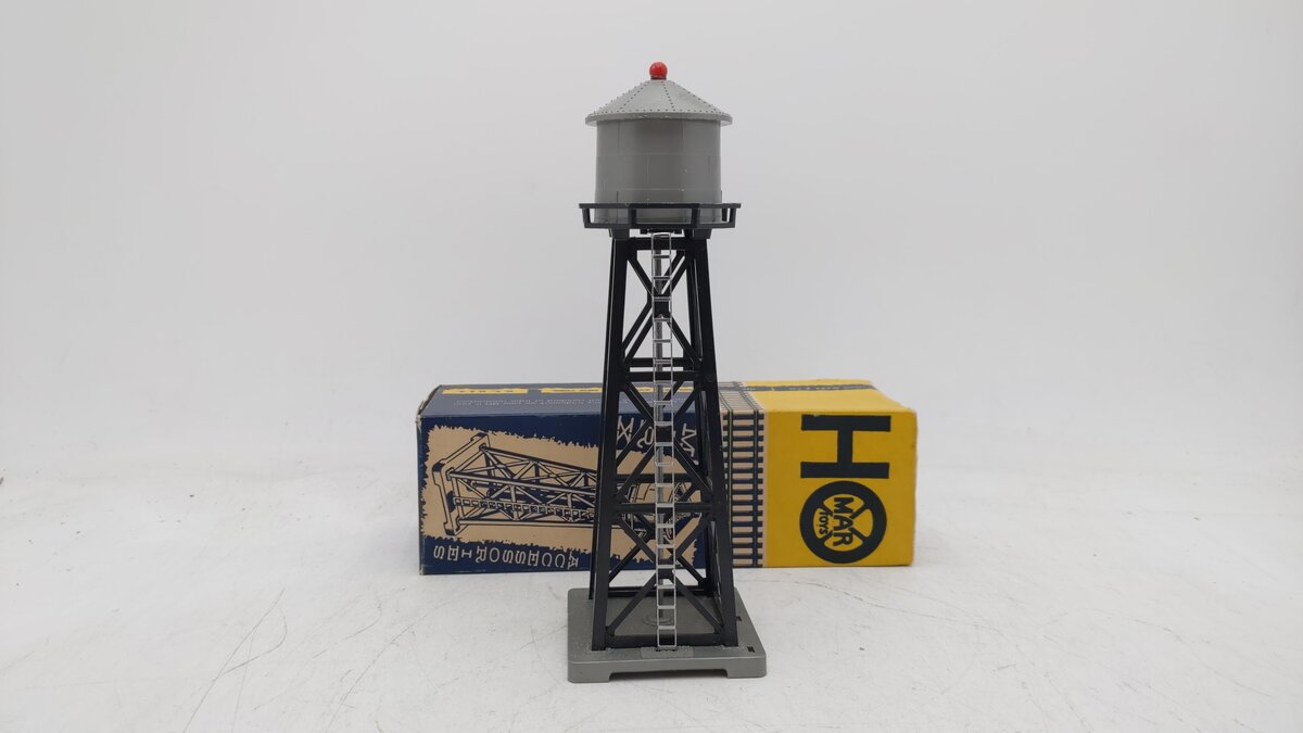 Marx 6465 Water Tower w/ Light VG/Box