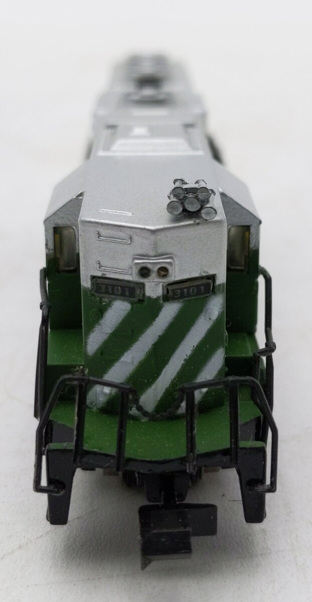 Bachmann 51-0612-03 N Scale Burlington Northern GP-50 Diesel Locomotive #3101 EX