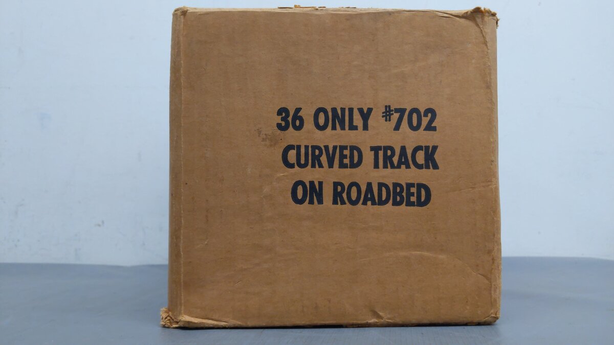 Marx 702 Vintage O Postwar Tinplate O-27 Curved Track with Roadbed (36) VG/Box