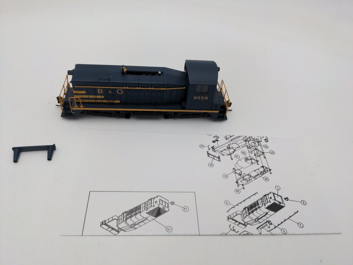 Broadway Limited 2622 HO Scale Switcher Baltimore & Ohio EMD NW2 Paragon2™ #9559 EX/Box