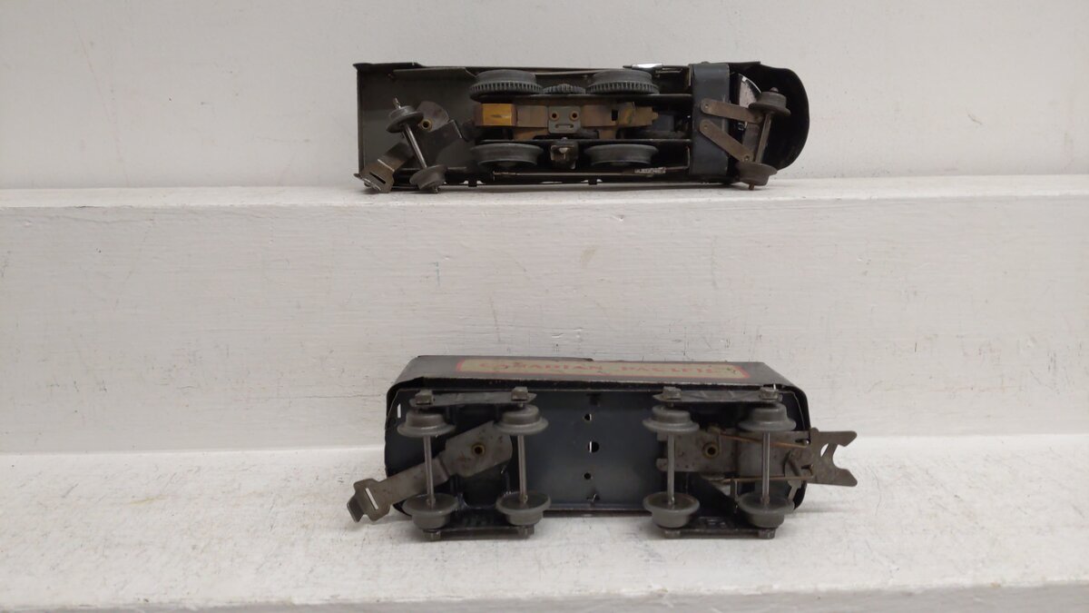Marx 3000 Vintage O  2-4-2 Steam Locomotive with Tender VG
