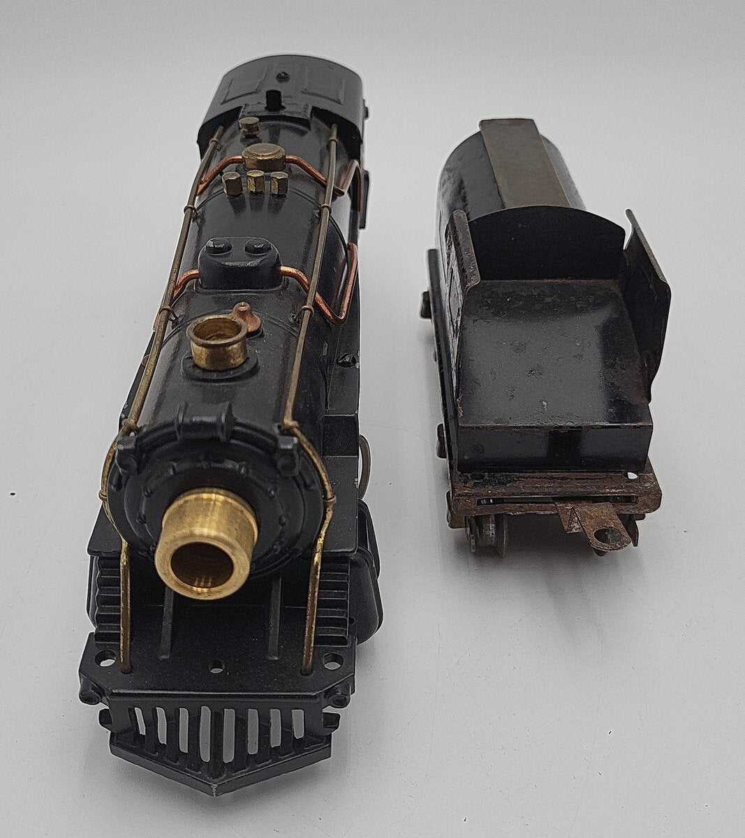 American Flyer W04602 Engine and Tender