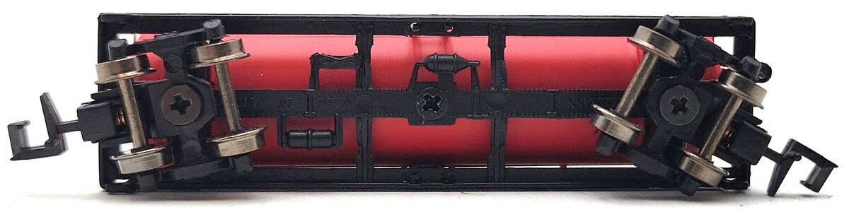 Bachmann 73661 N Scale Bakelite Plastics 41' Chemical Tank Car LN