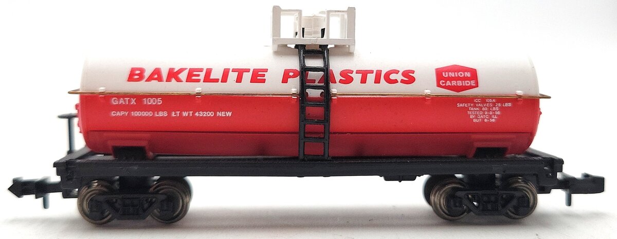 Bachmann 73661 N Scale Bakelite Plastics 41' Chemical Tank Car LN