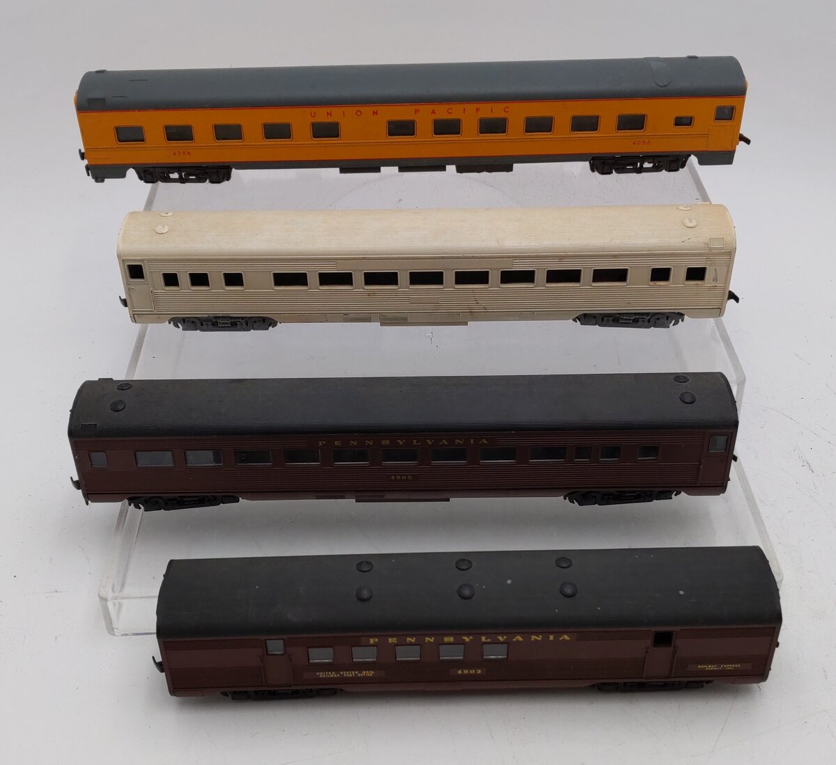 Rivarossi & Other HO Assorted Passenger Cars [4] VG