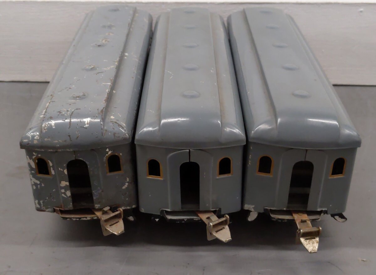 Ives 701R VIntage Standard Gauge New York Passenger Set: 184 185 186