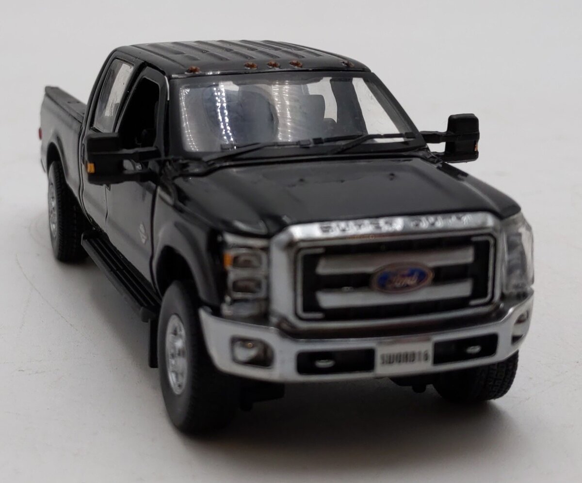 Sword Models 1:50 Scale 2016 Ford F-250 Pickup Truck - Black/Chrome LN/Box