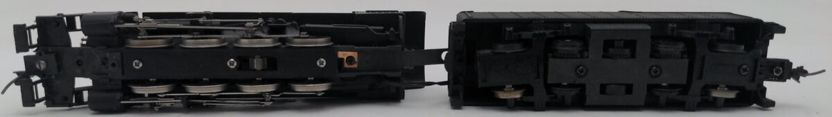 Tyco HO Scale Chattanooga 2-8-0 Steam Locomotive w/ Tender #638